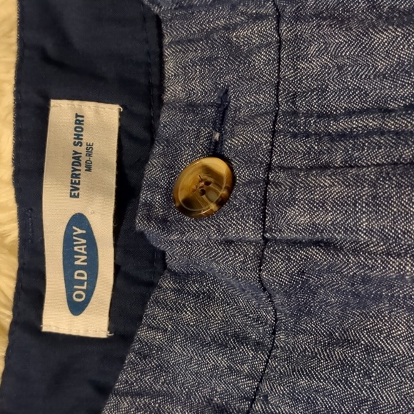 Old navy mid rise everyday shorts size 10 - Picture 6 of 11